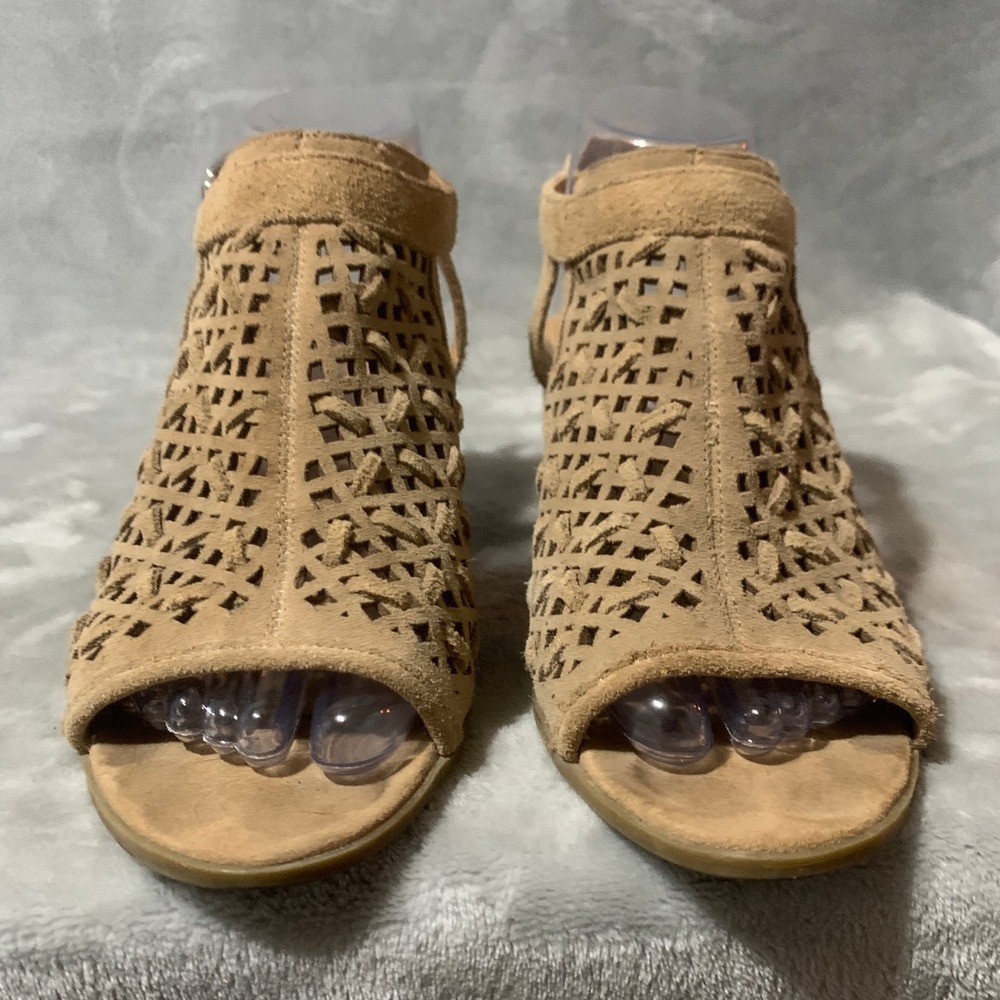 Franco Sarto Women's Tan 8.5 M Suede Perforated Block Heel Sandals Harlet 3 Boho